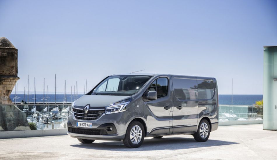 Renault-traffic-Diesel-minivan-9seated-chania-airport